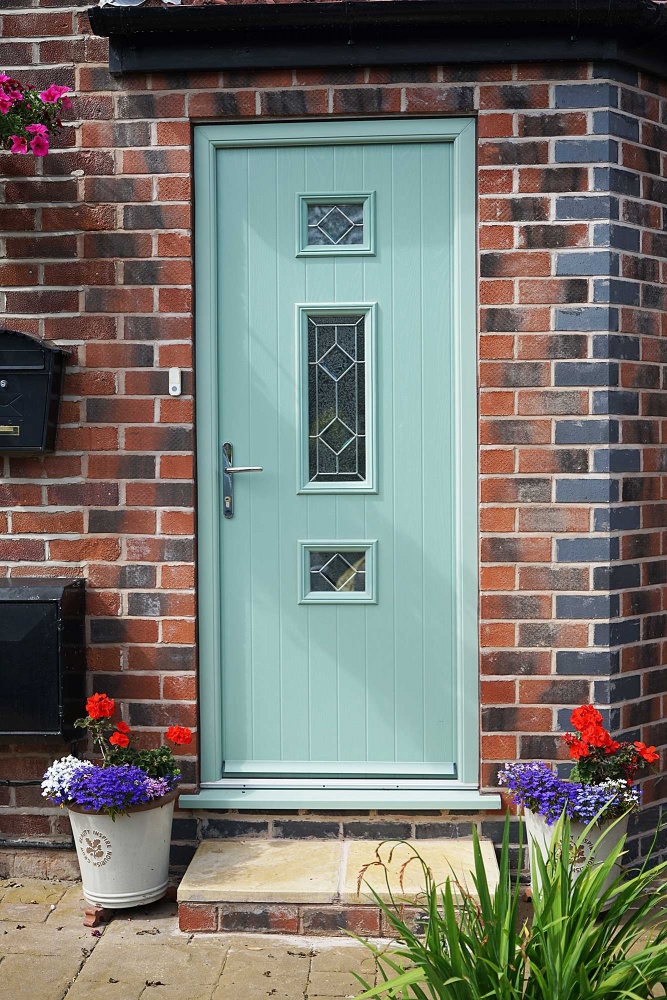 redwood construction replacement windows and doors 