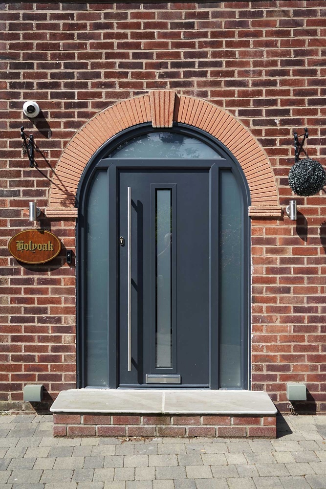 redwood construction replacement windows and doors 